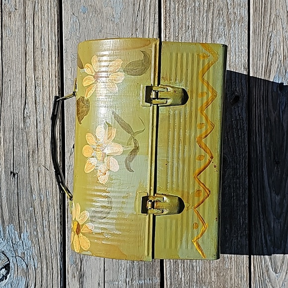 VINTAGE Victory Dome Top Lunchbox - Picture 7 of 12